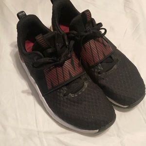 Nike trainers women’s 8